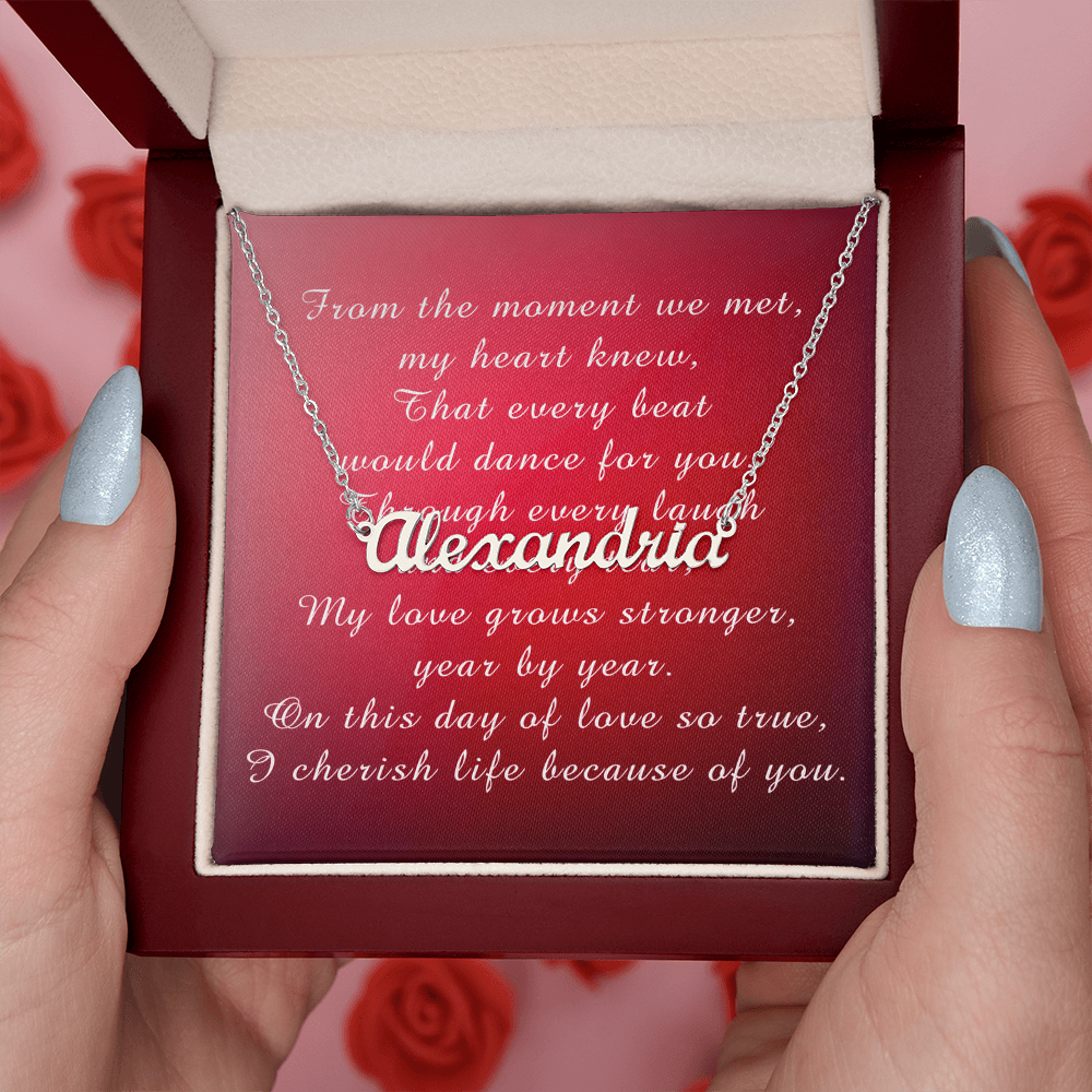 Valentine's Day Custom Name Necklace from Husband to Wife