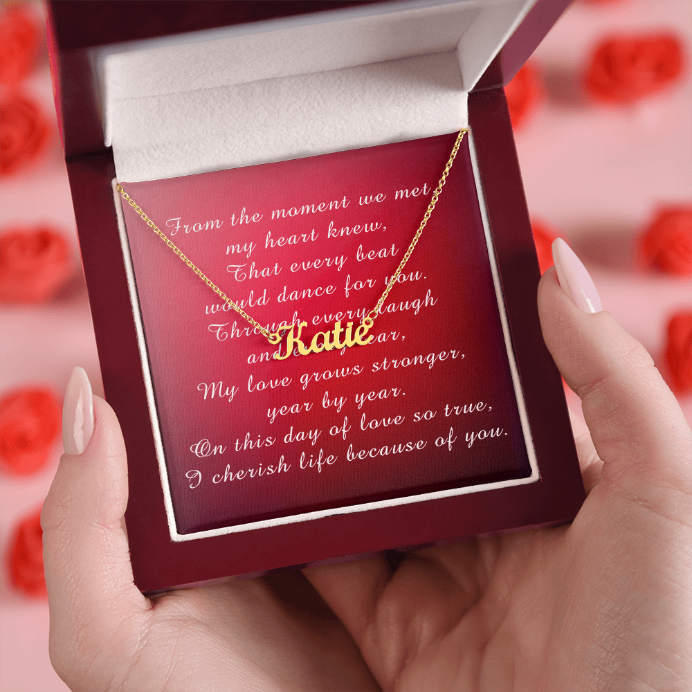 Valentine's Day Custom Name Necklace from Husband to Wife